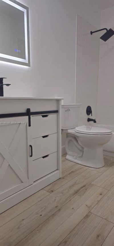 651 NE Wax Myrtle Way , Jensen Beach, FL 34957 Photo