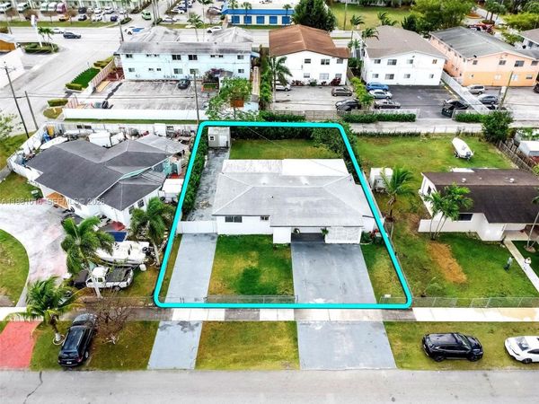 1570 NE 9th St, Homestead, FL 33033