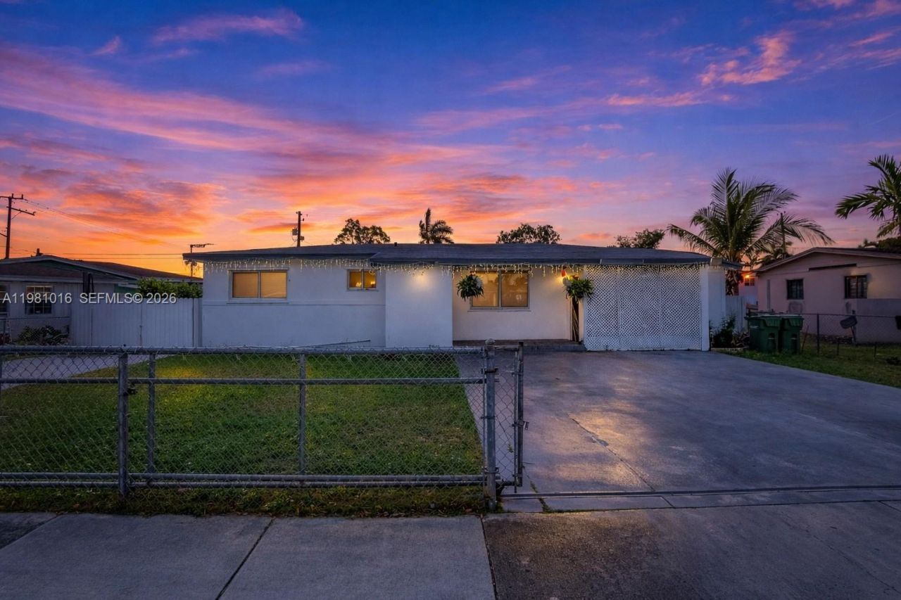 1570 NE 9th St, Homestead, FL 33033 Photo