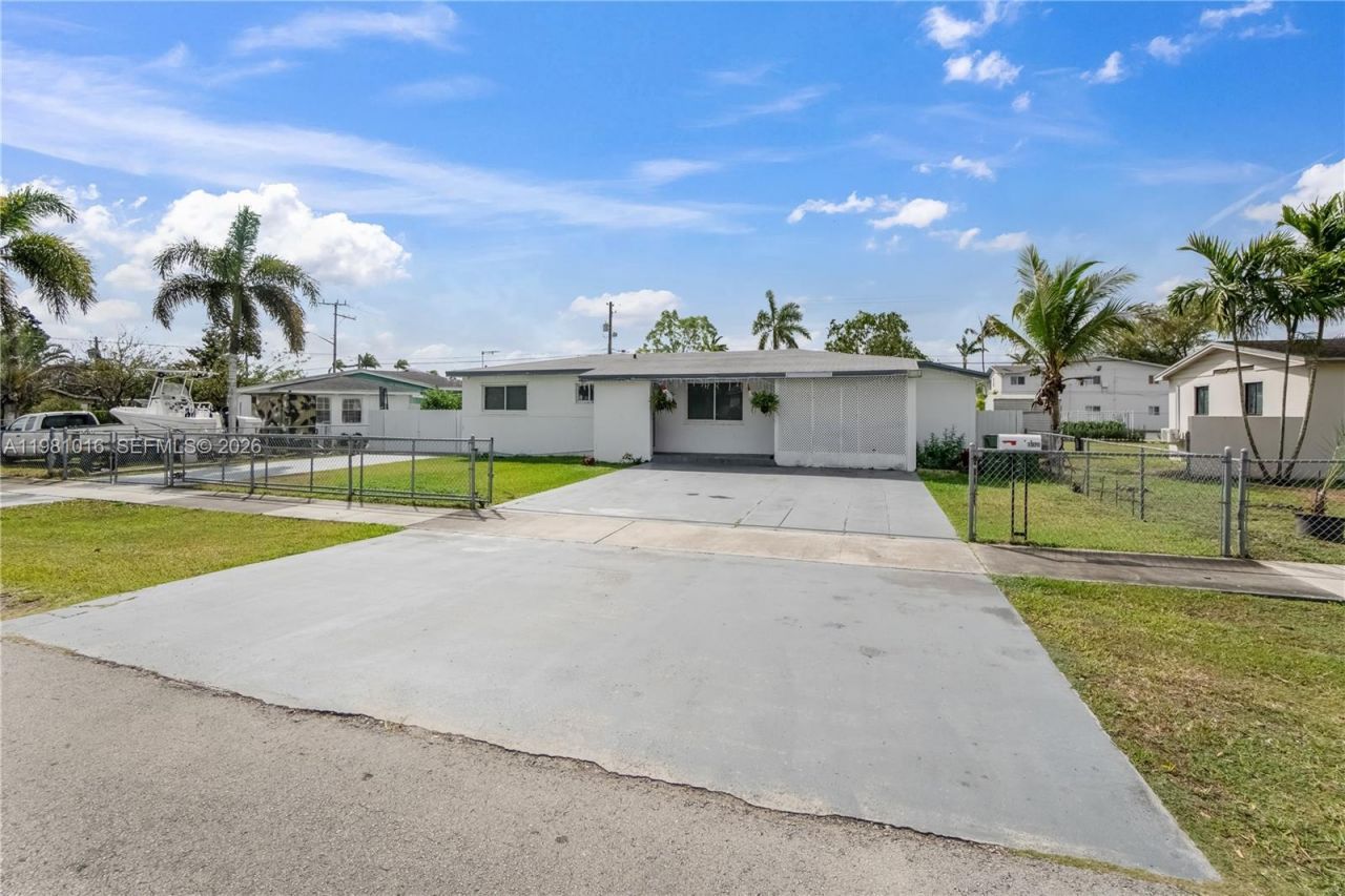 1570 NE 9th St , Homestead, FL 33033 Photo