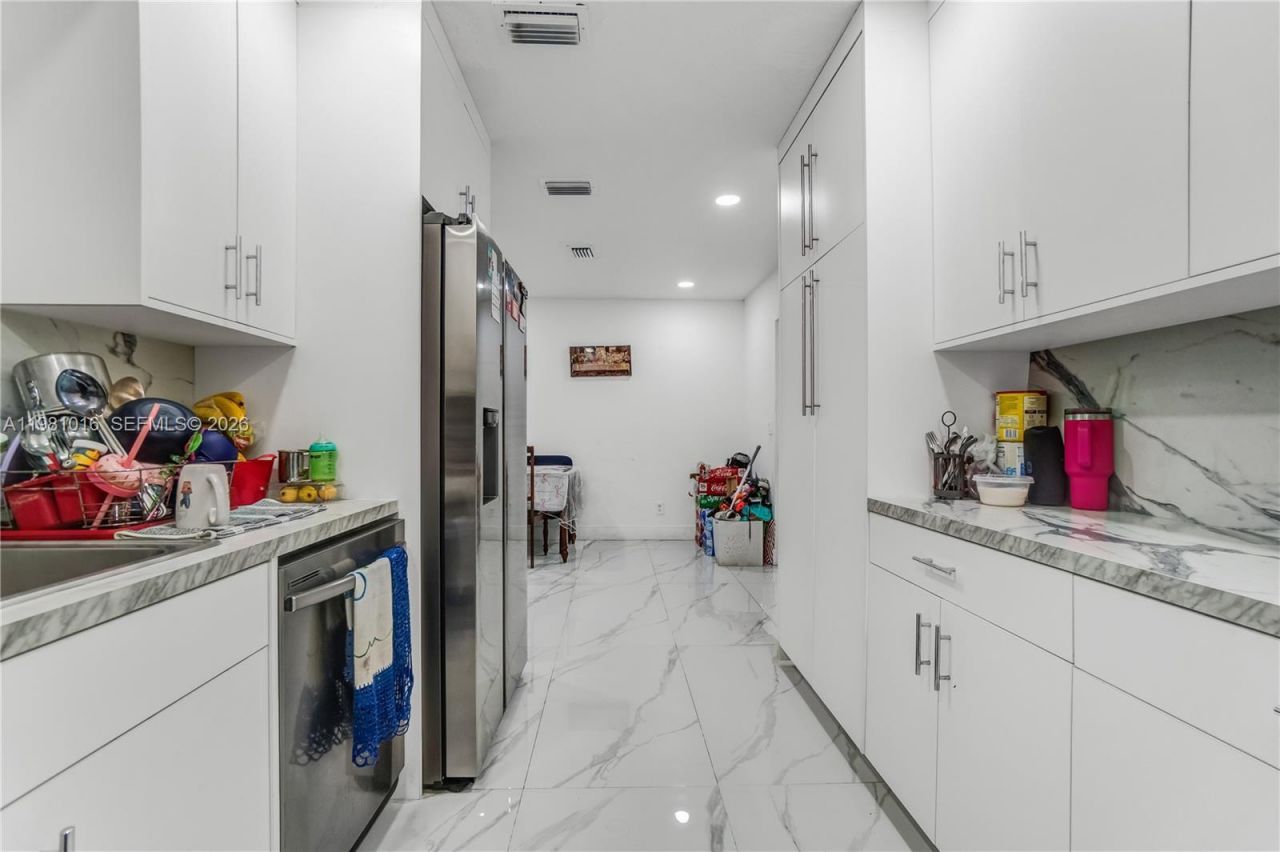 1570 NE 9th St , Homestead, FL 33033 Photo