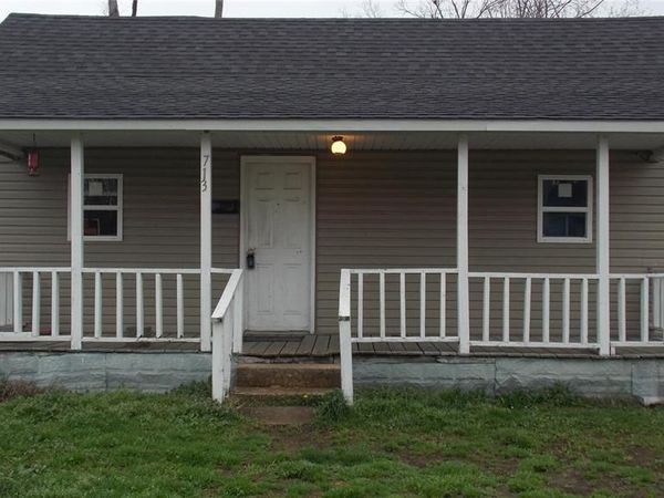 713 Victor, Poplar Bluff, MO 63901