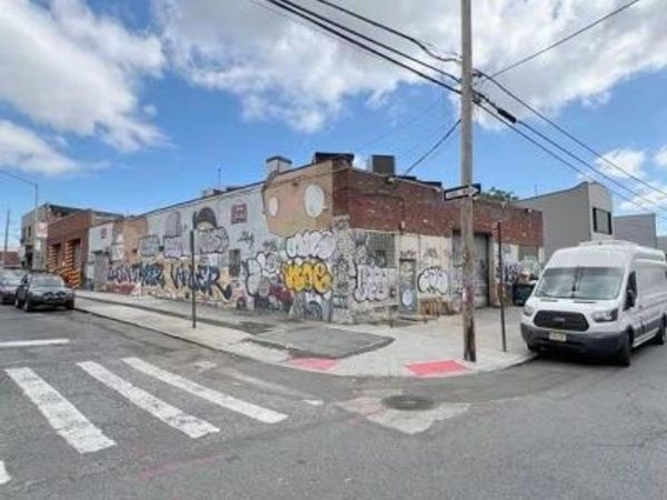 122 Kingsland Avenue , Brooklyn, NY 11222