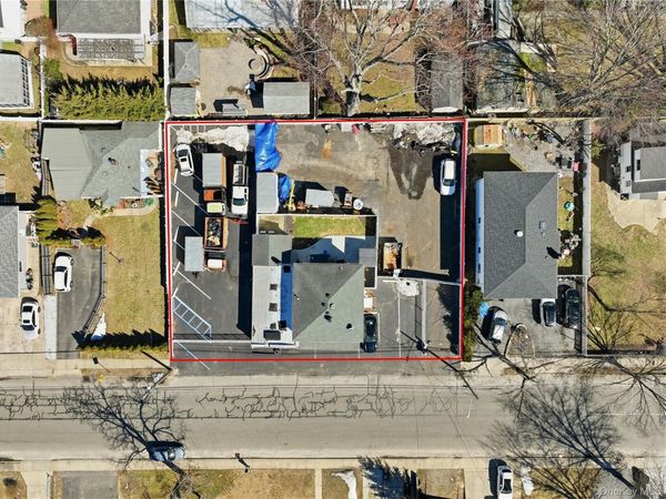 150 N Delaware Avenue, Lindenhurst, NY 11757