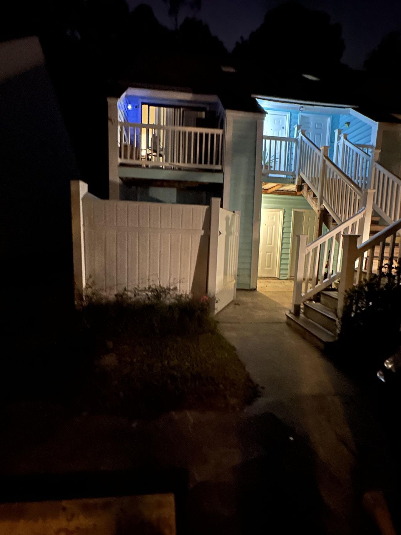 405 Cambridge Circle  Photo 17