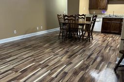 405 Cambridge Circle  photo 4