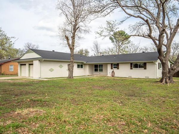 662 Fox Avenue, Lewisville, TX 75057