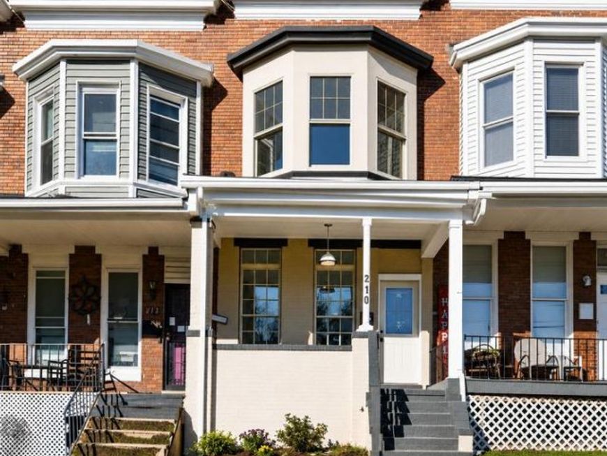 210 Monastery Avenue, Baltimore, MD 21229 Main Photo