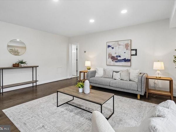 3220 S 28TH STREET, Unit 202, ALEXANDRIA, VA 22302