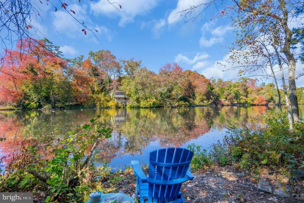 180 Castro Street, Browns Mills, NJ 08015 Main Photo