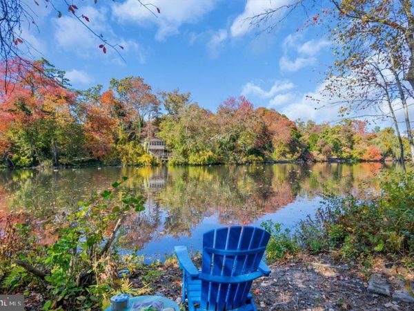 180 CASTRO STREET, BROWNS MILLS, NJ 08015