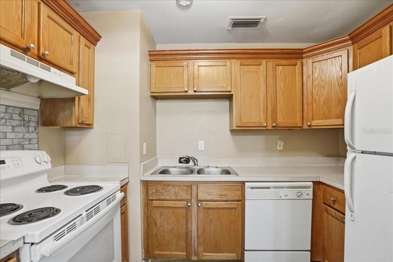 4800 Rilma Avenue, Unit 146, Sarasota, FL 34234 Photo