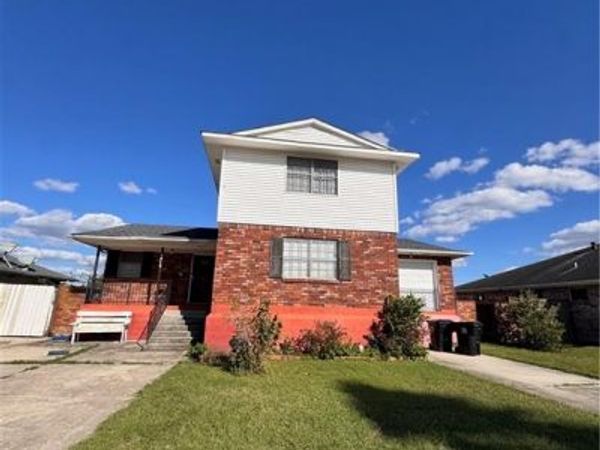 4819 CHARMES Court , New Orleans, LA 70129