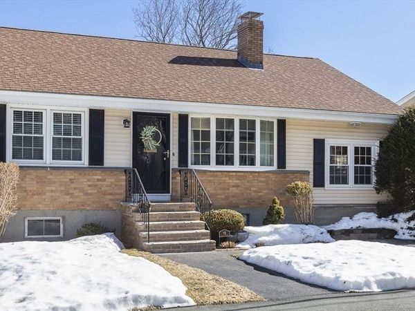 15 Francis Rd, Salem, MA 01970