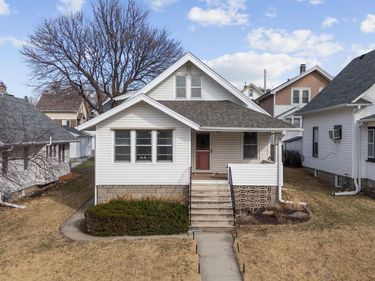 3079 S 34th Street, Omaha, NE 68105