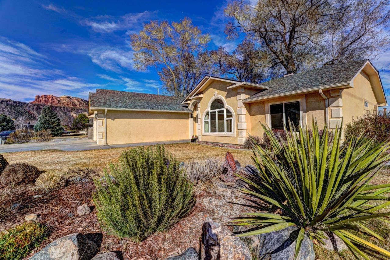 2144 S Canyon View Drive, Grand Junction, CO 81507 Main Photo