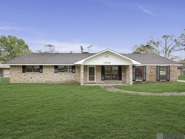 1526 June Dr, Denham Springs, LA 70726