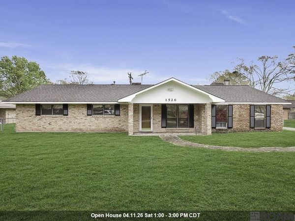 1526 June Dr, Denham Springs, LA 70726