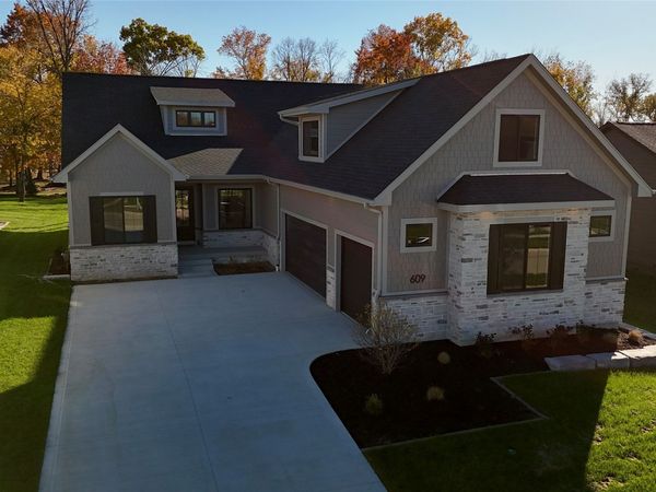 609 Pelican Drive, Polk City, IA 50226