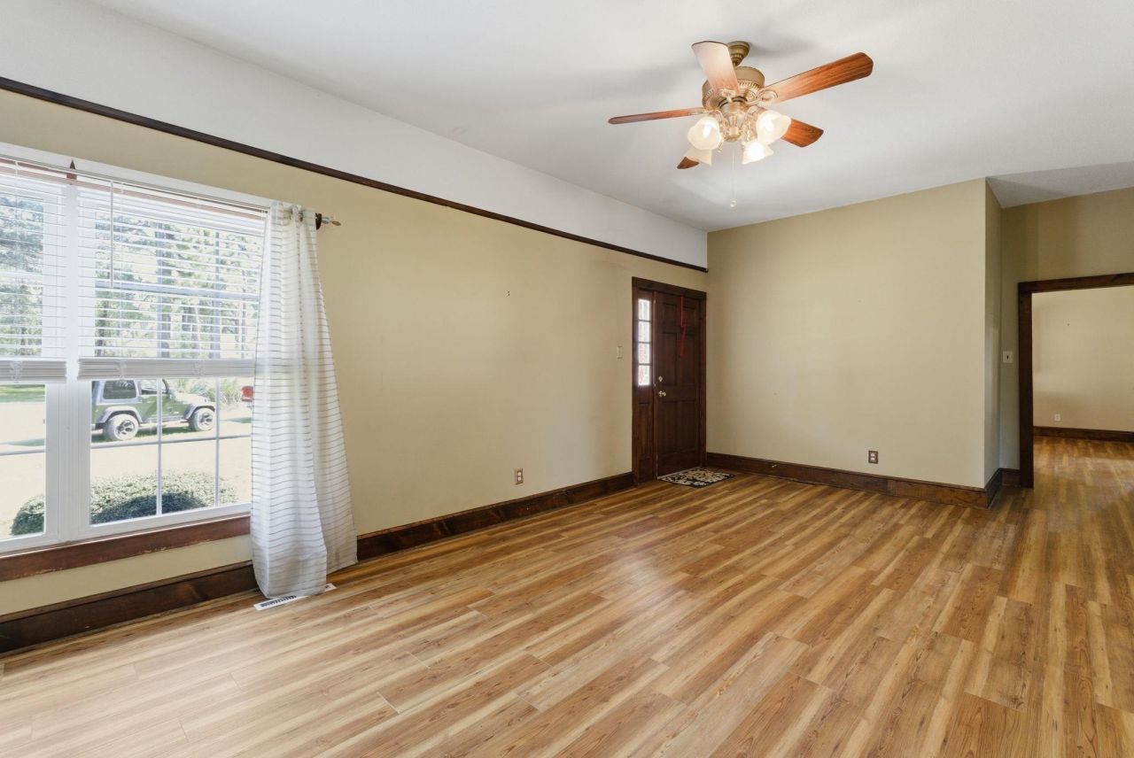 204 Old Dunn Ln. Photo 10