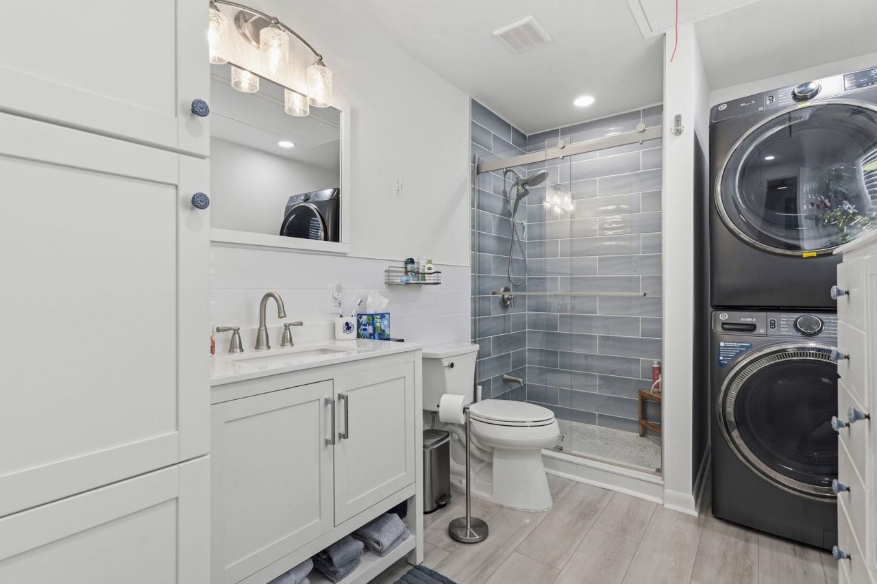 437 Bay Dr. Photo 21