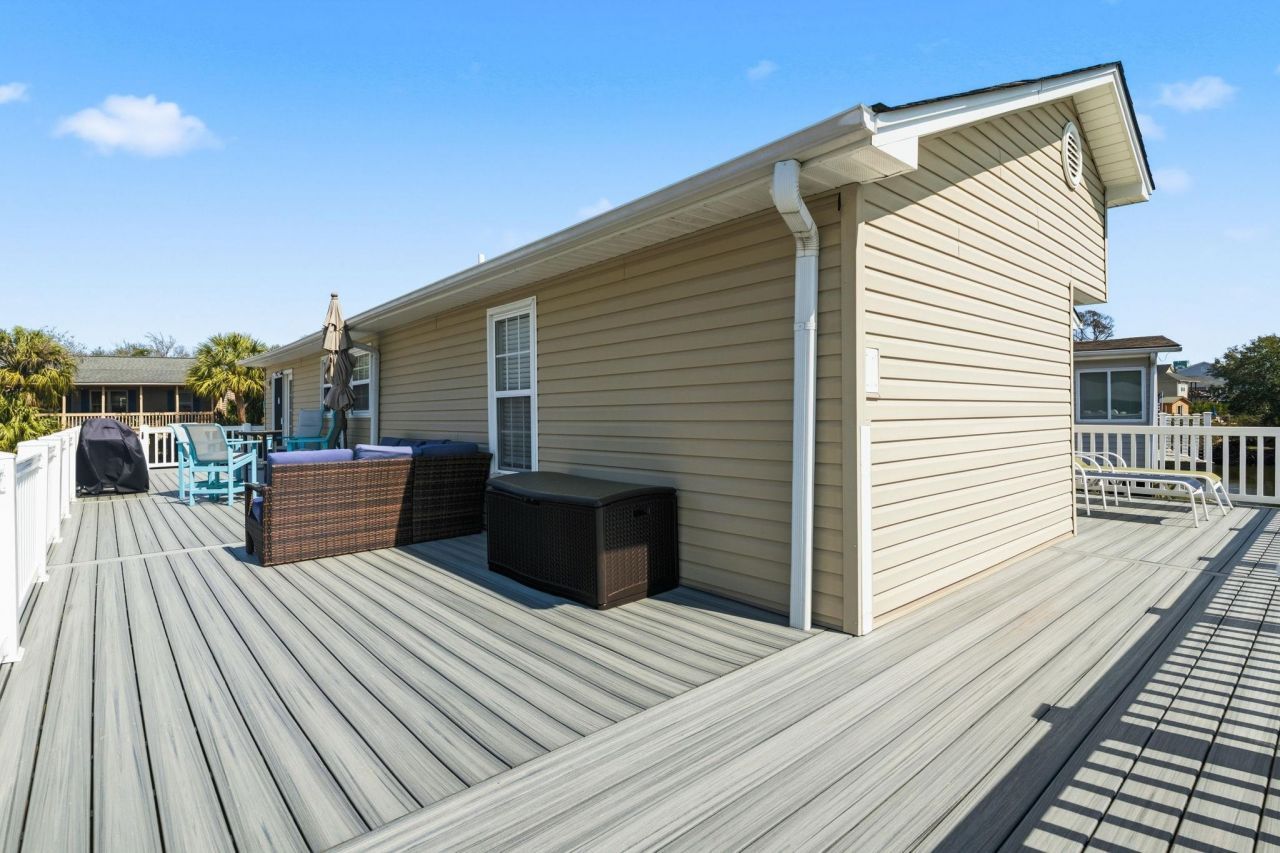 437 Bay Dr. Photo 26