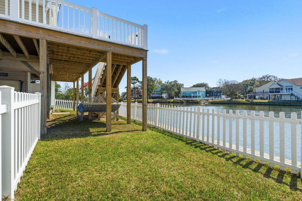 437 Bay Dr. Photo 30