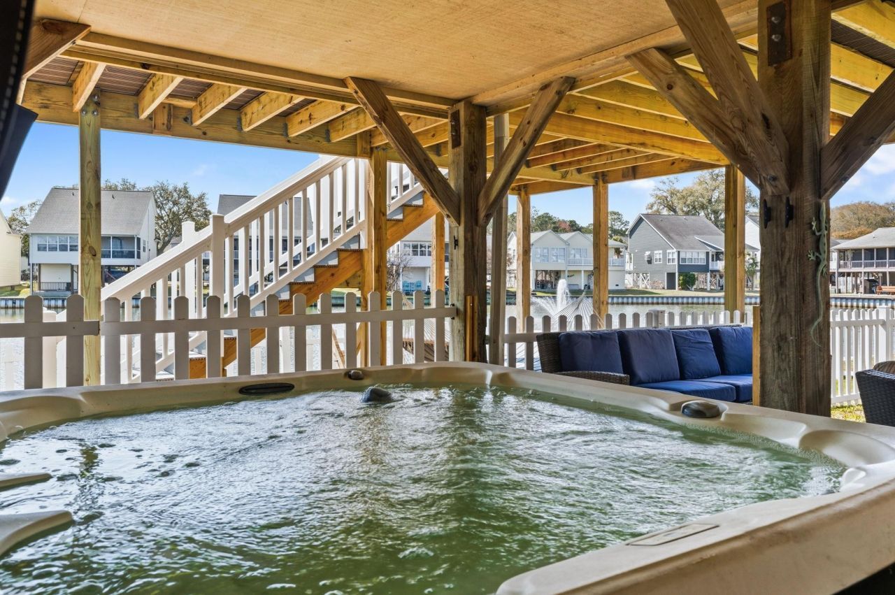 437 Bay Dr. Photo 33