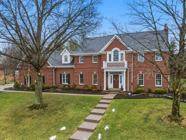 1062 West Grove Court, Gibsonia, PA 15044
