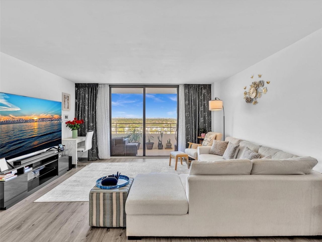 2500 Parkview Dr , Unit 1108, Hallandale Beach, FL 33009 Photo