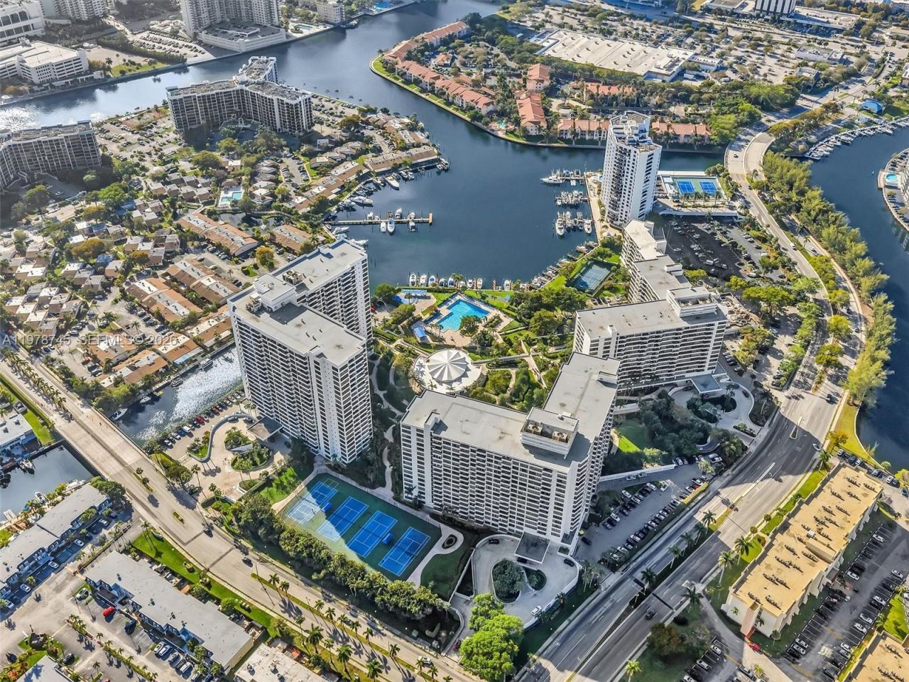 2500 Parkview Dr , Unit 1108, Hallandale Beach, FL 33009 Photo