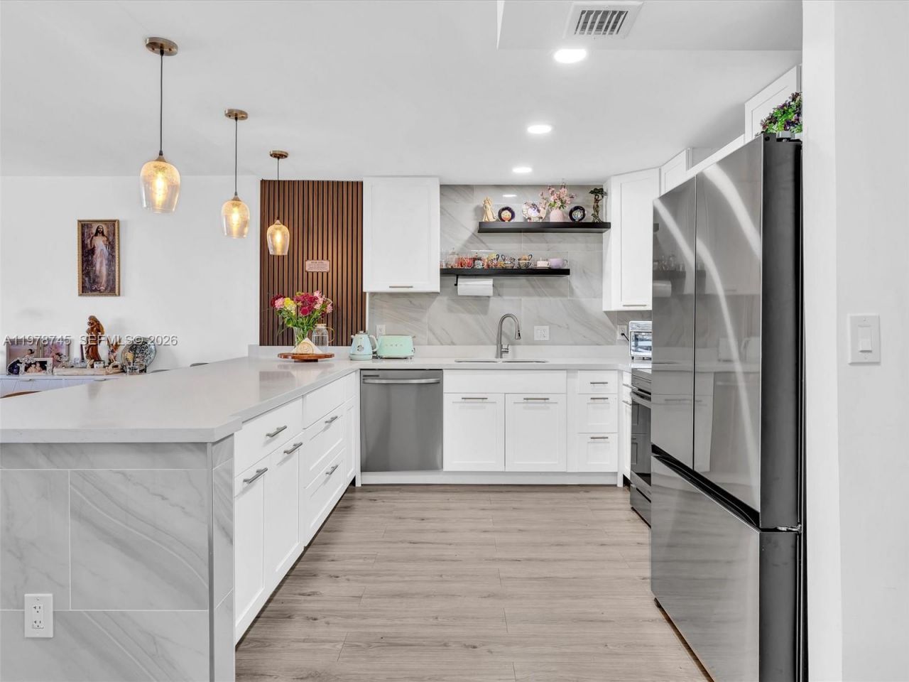 2500 Parkview Dr , Unit 1108, Hallandale Beach, FL 33009 Photo