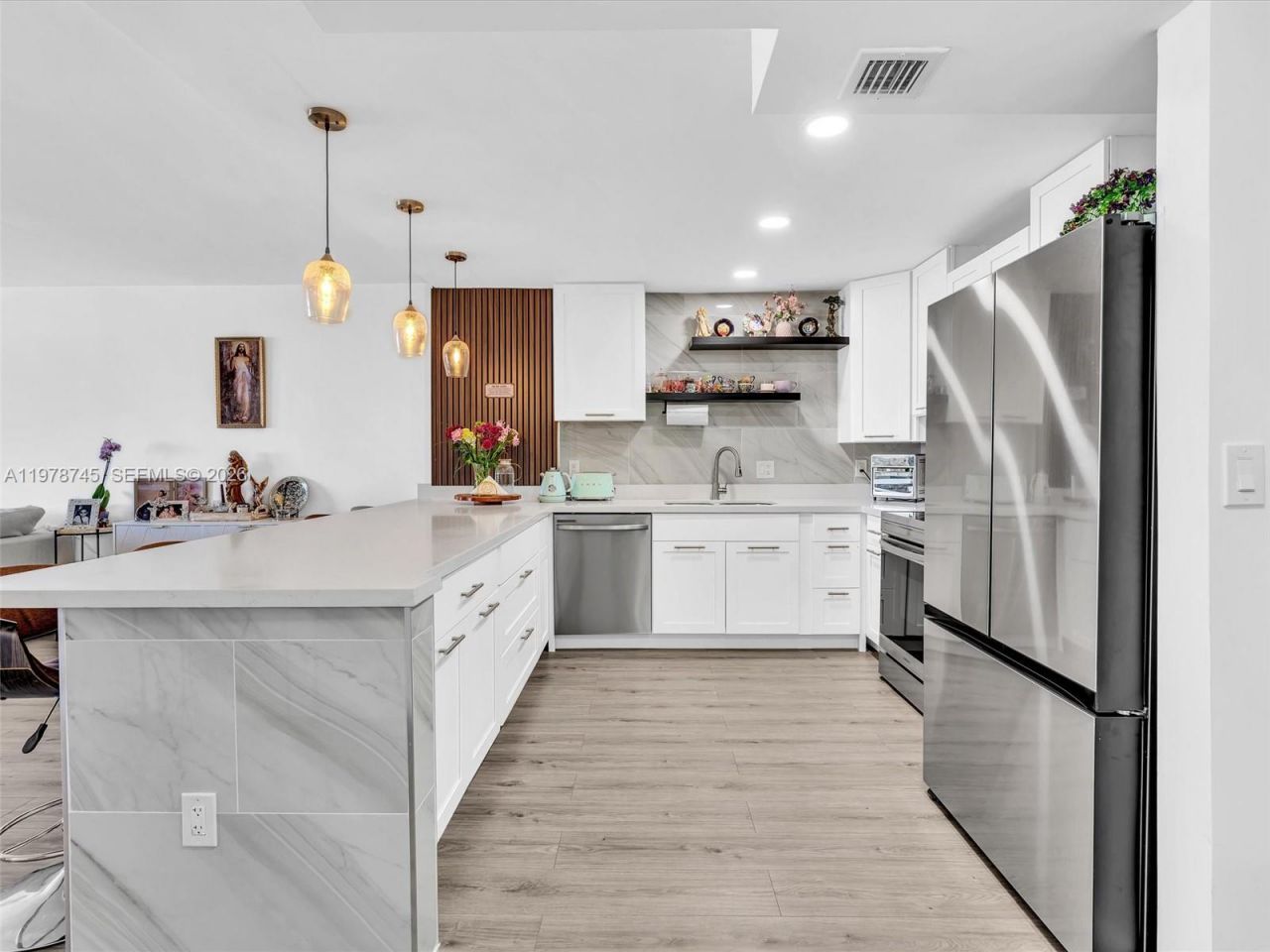 2500 Parkview Dr , Unit 1108, Hallandale Beach, FL 33009 Photo