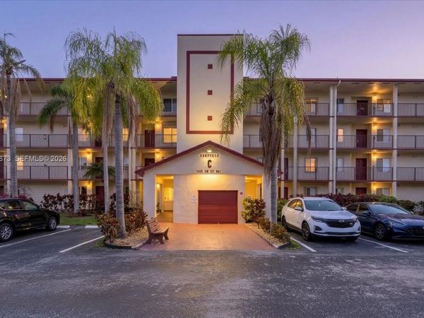 1600 SW 127th Way , Unit 102C, Pembroke Pines, FL 33027