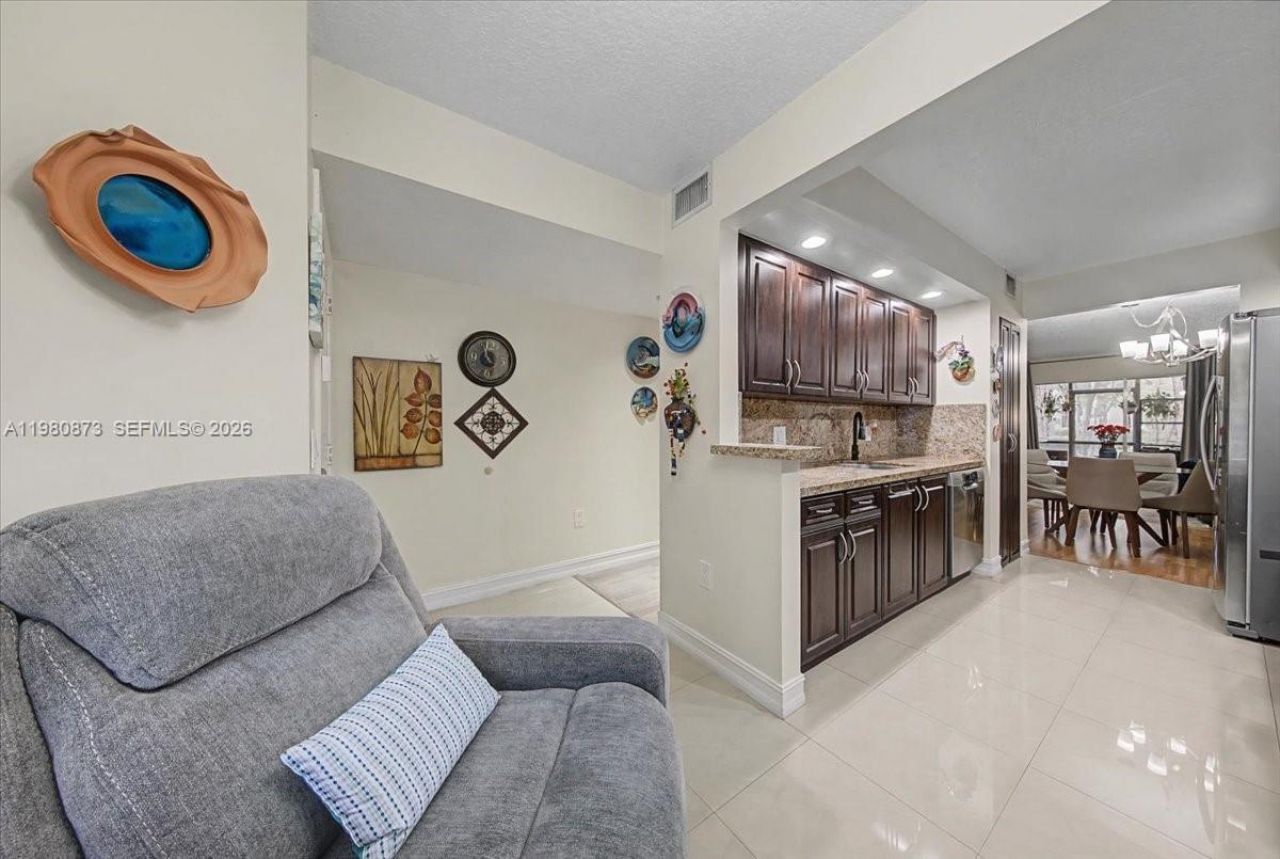 1600 SW 127th Way , Unit 102C, Pembroke Pines, FL 33027 Photo