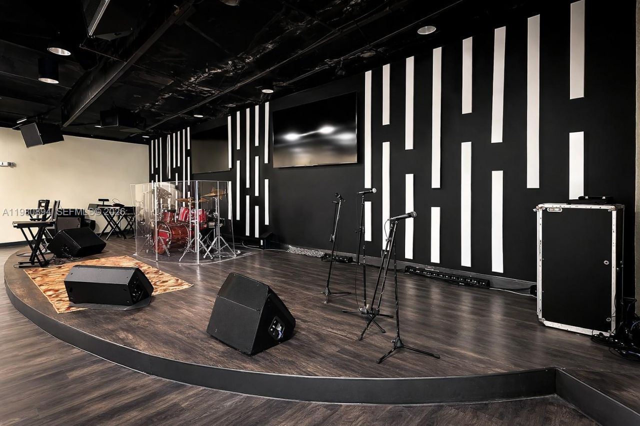 680 Superior St , Opa Locka, FL 33054 Photo