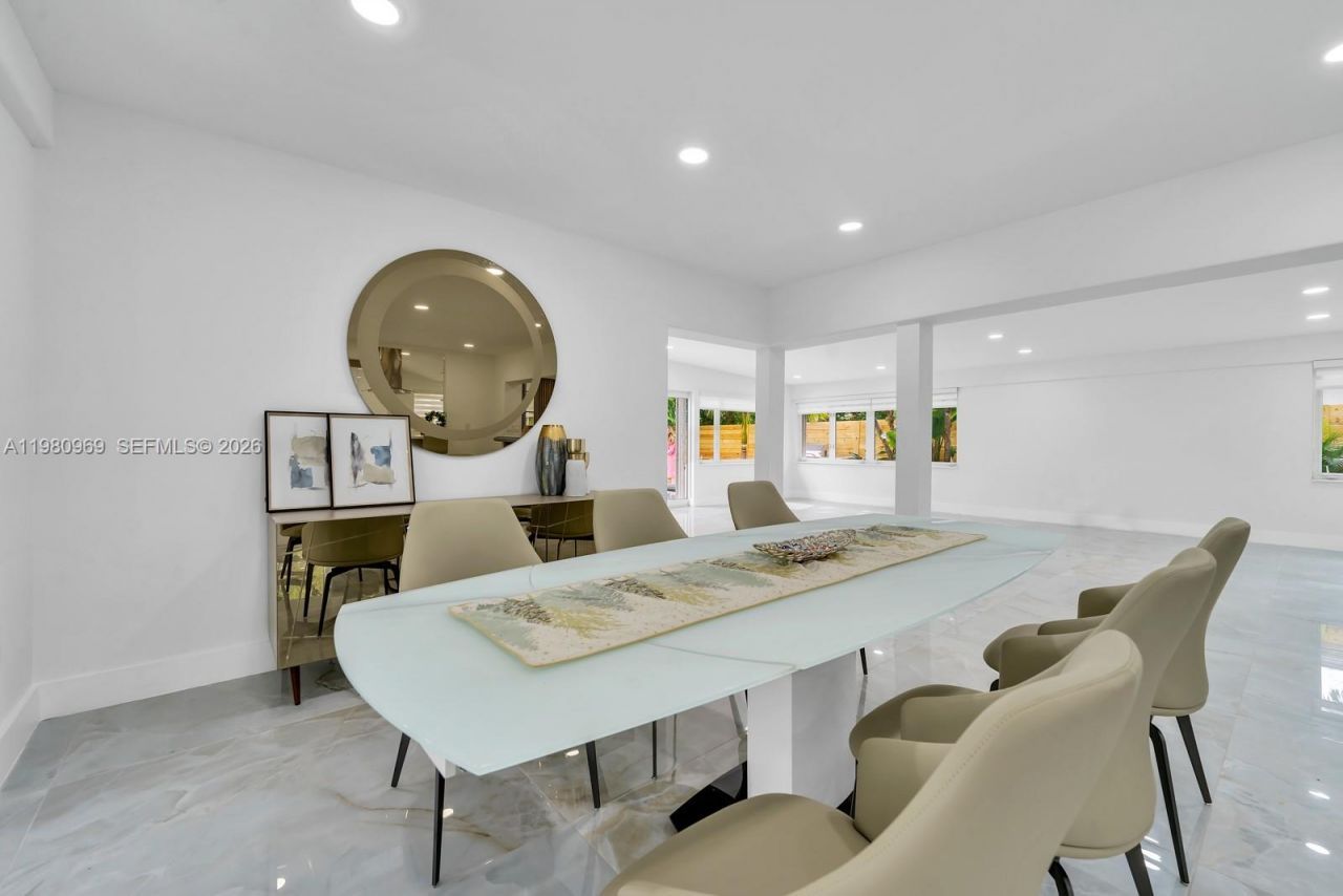 200 N Hibiscus Dr, Miami Beach, FL 33139 Photo