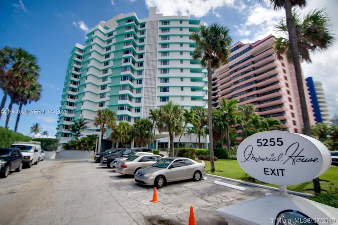 5255 Collins Ave , Unit 12F, Miami Beach, FL 33140 Photo
