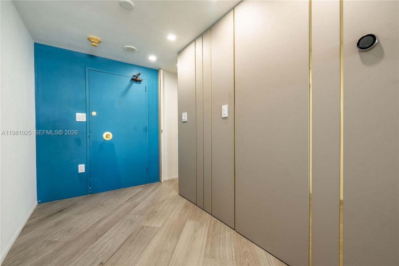 5255 Collins Ave , Unit 12F, Miami Beach, FL 33140 Photo