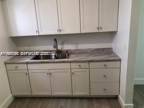 30 S Shore Dr , Unit 6, Miami Beach, FL 33141 Photo