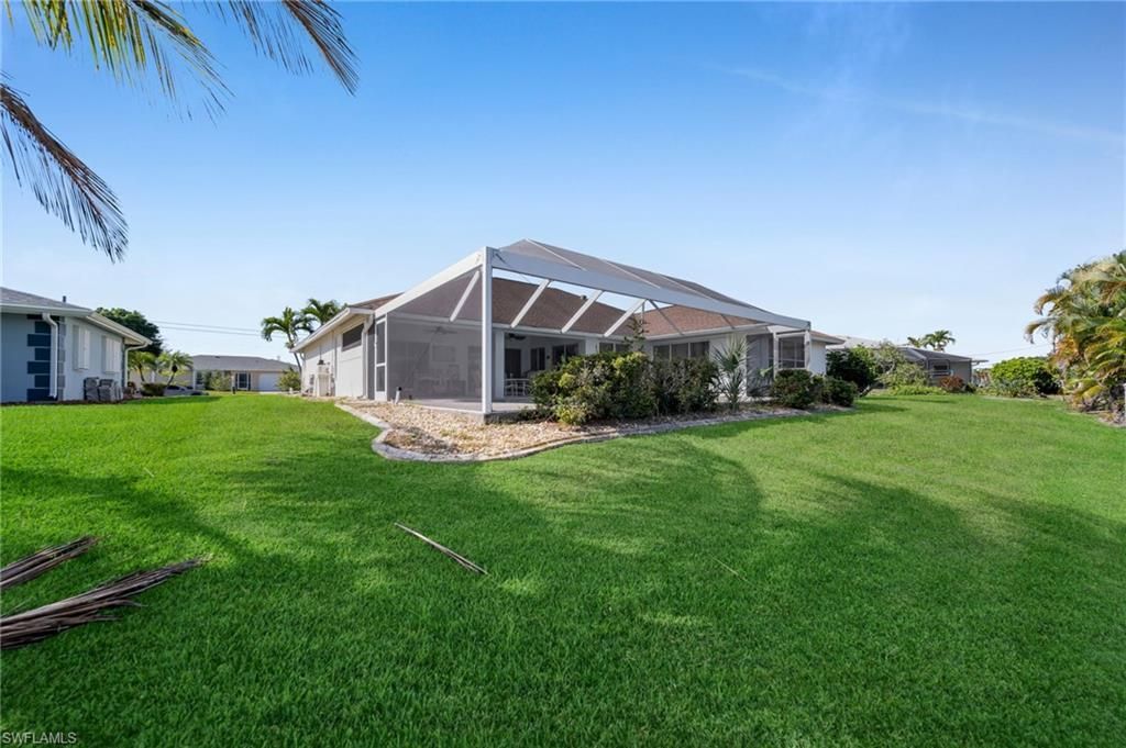 2041 SE 16th St , Cape Coral, FL 33990 Photo