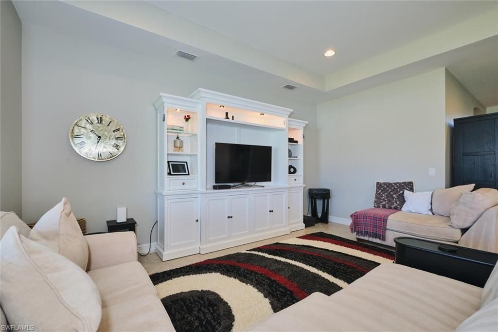 183 Destiny Cir, Cape Coral, FL 33990 Photo