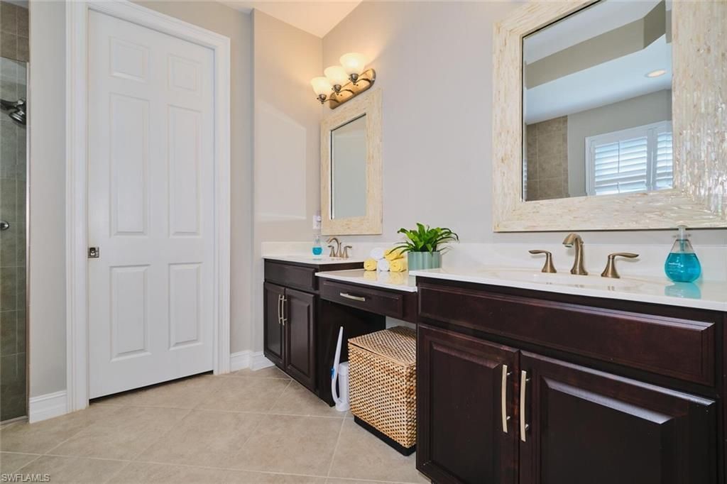 183 Destiny Cir, Cape Coral, FL 33990 Photo