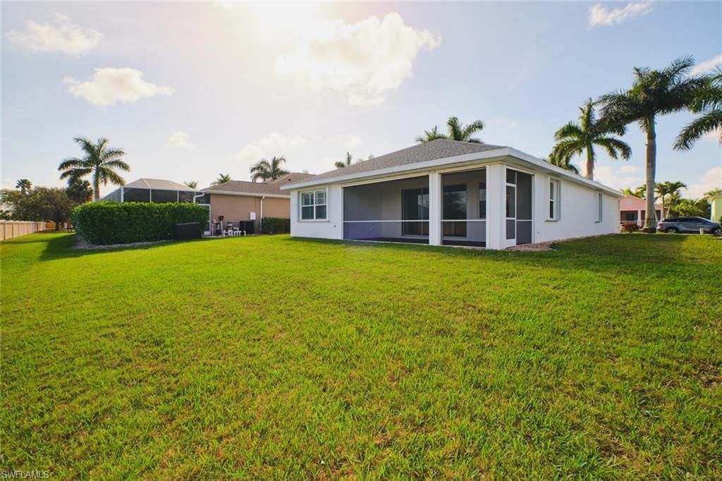 183 Destiny Cir, Cape Coral, FL 33990 Photo