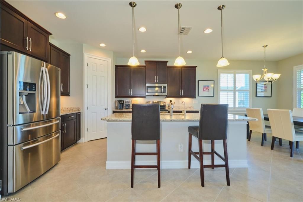 183 Destiny Cir, Cape Coral, FL 33990 Photo