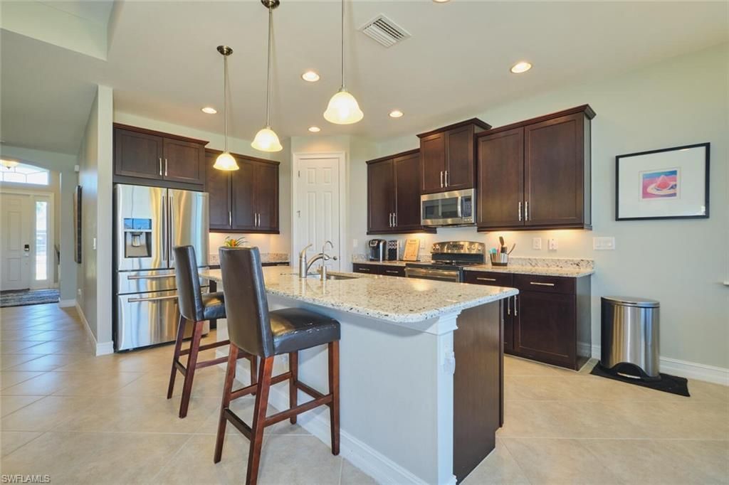 183 Destiny Cir, Cape Coral, FL 33990 Photo