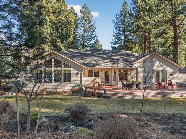 60749 Golf Village Loop, Bend, OR 97702