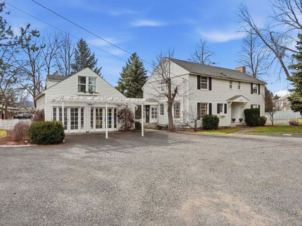 2612 S Sullivan Rd, Spokane Valley, WA 99037