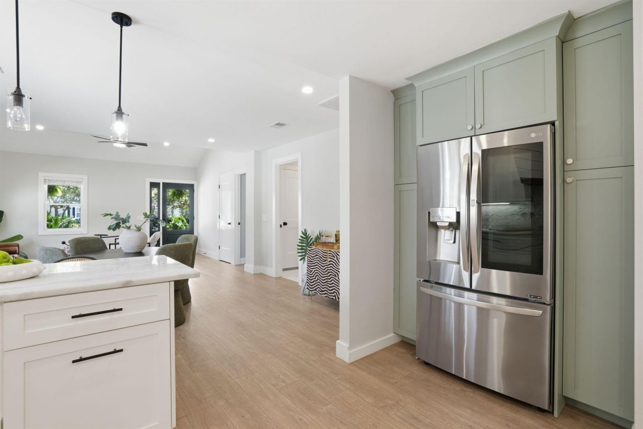 303 Woodland Shores Road Photo 11