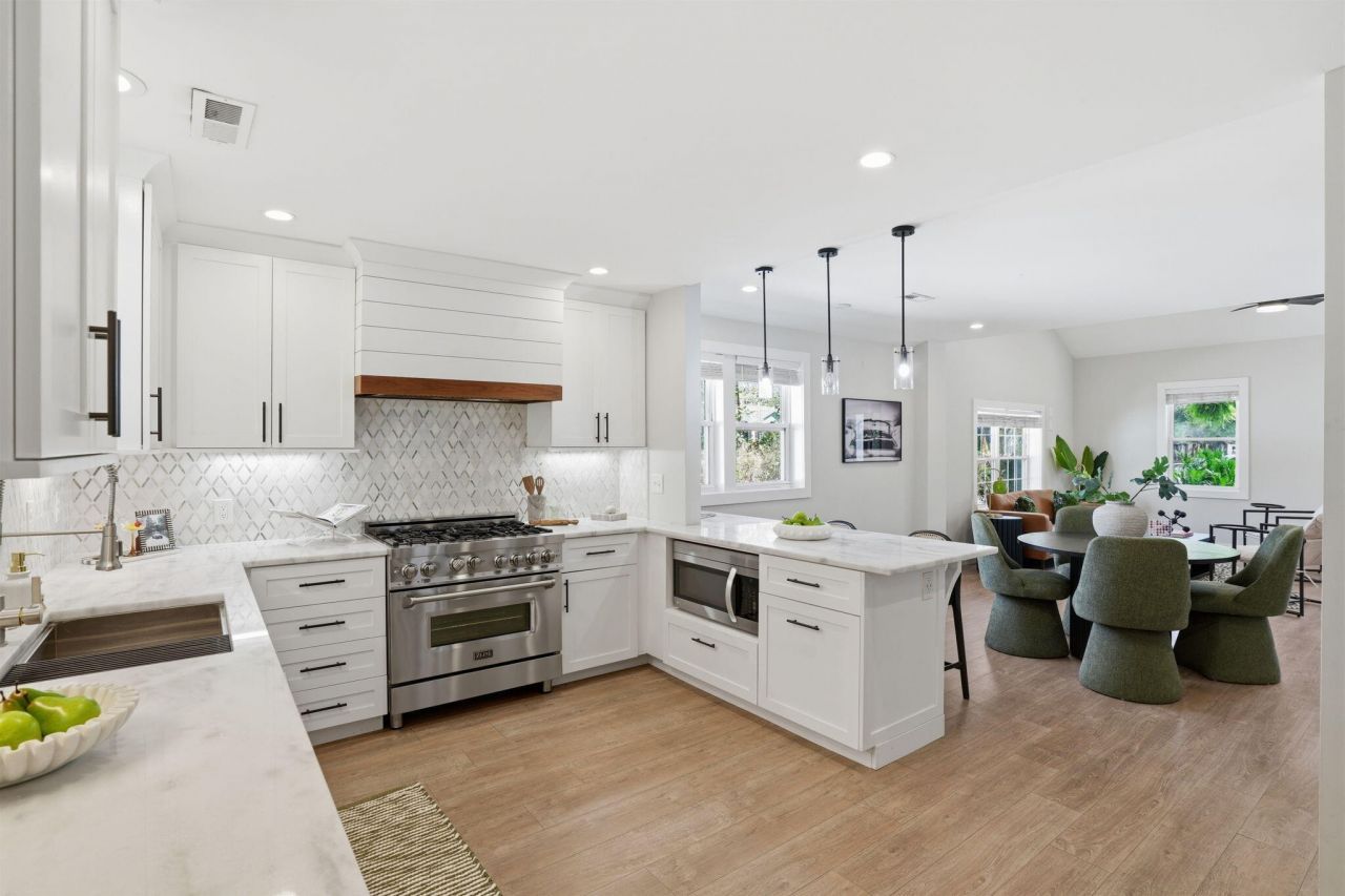 303 Woodland Shores Road Photo 13